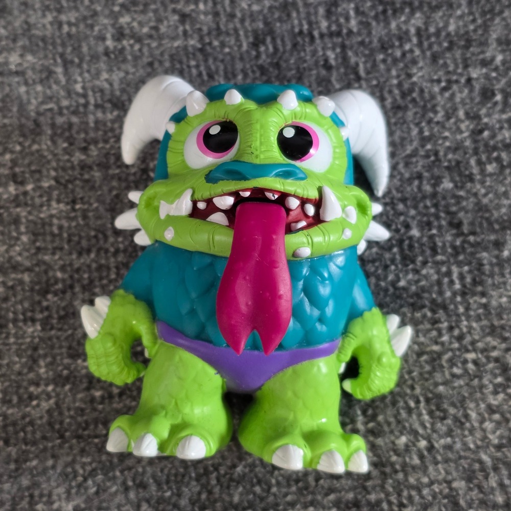 MGA Crate Creatures Surprise Pudge Teal Green Monster Figure 2018 554097
